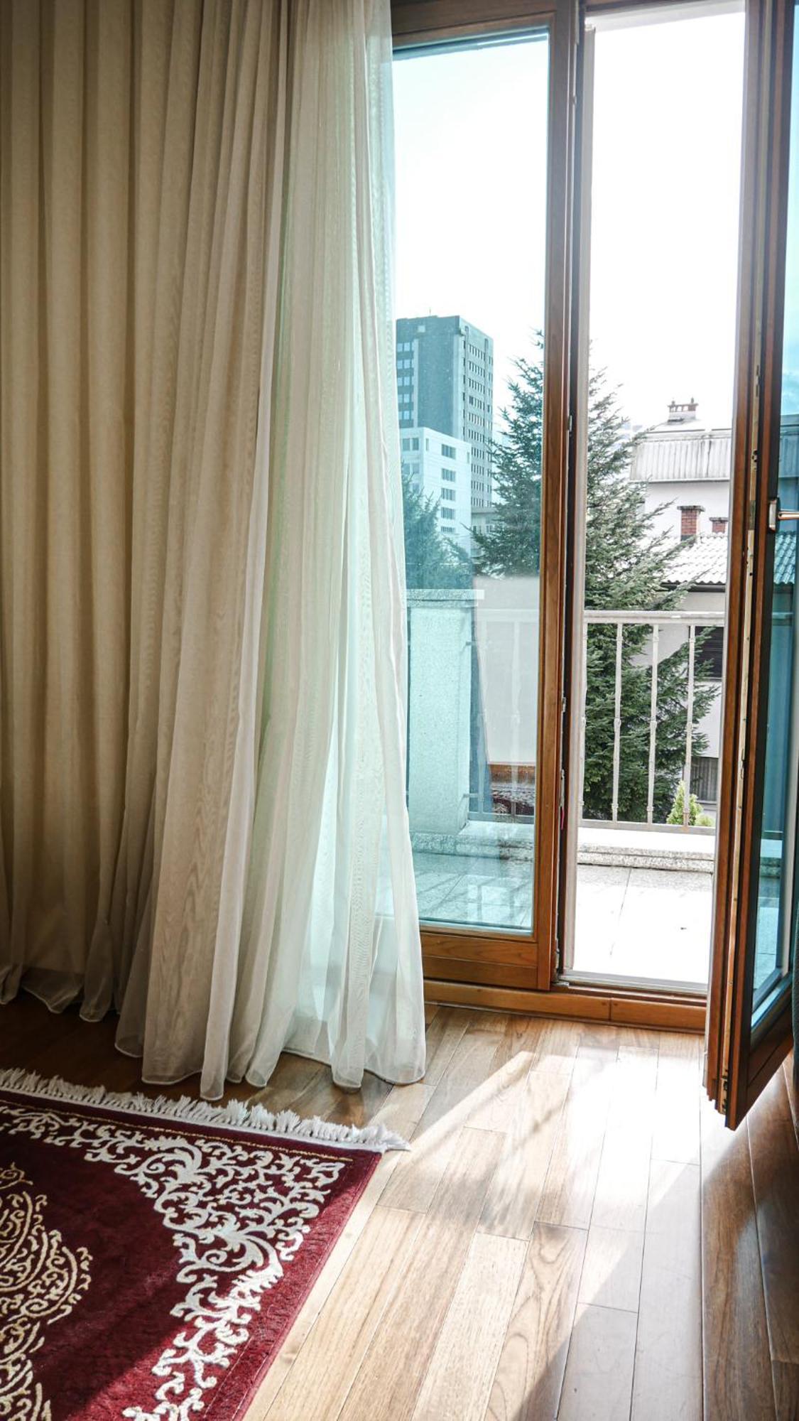 Majda Elegant With Prime Location And Parking Lubiana