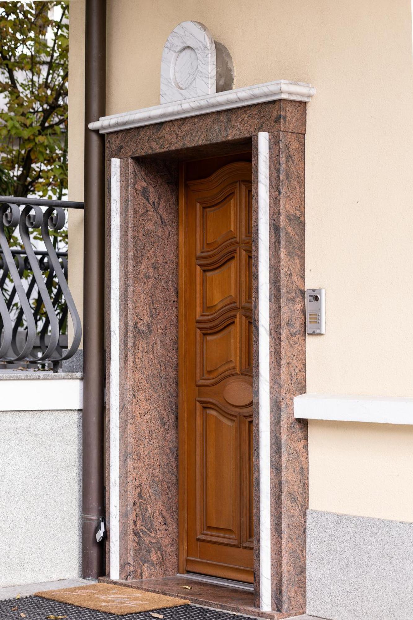 Majda Elegant With Prime Location And Parking *