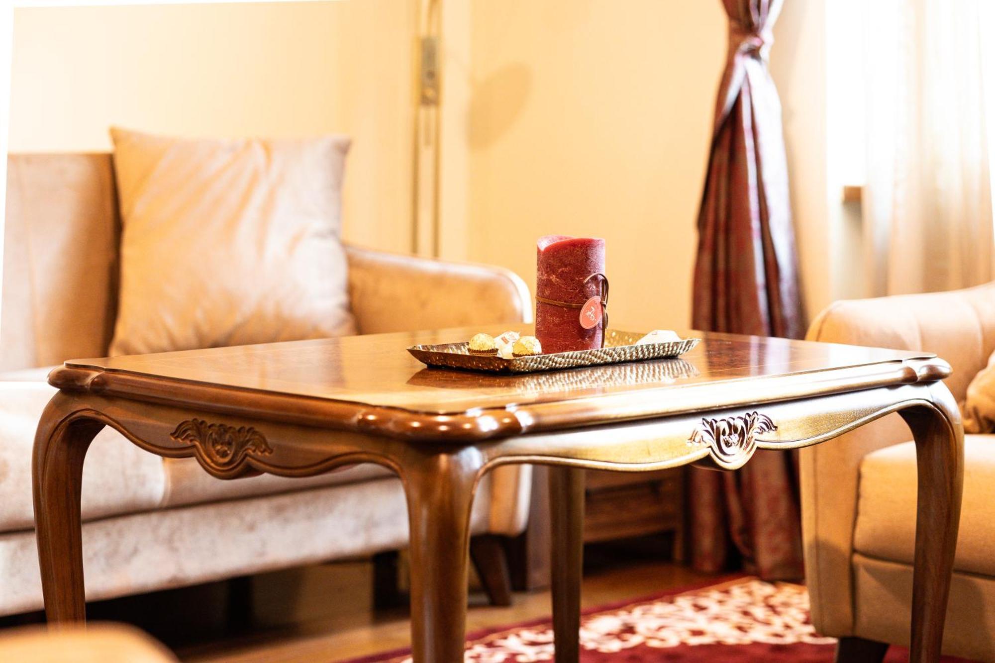 Majda Elegant With Prime Location And Parking