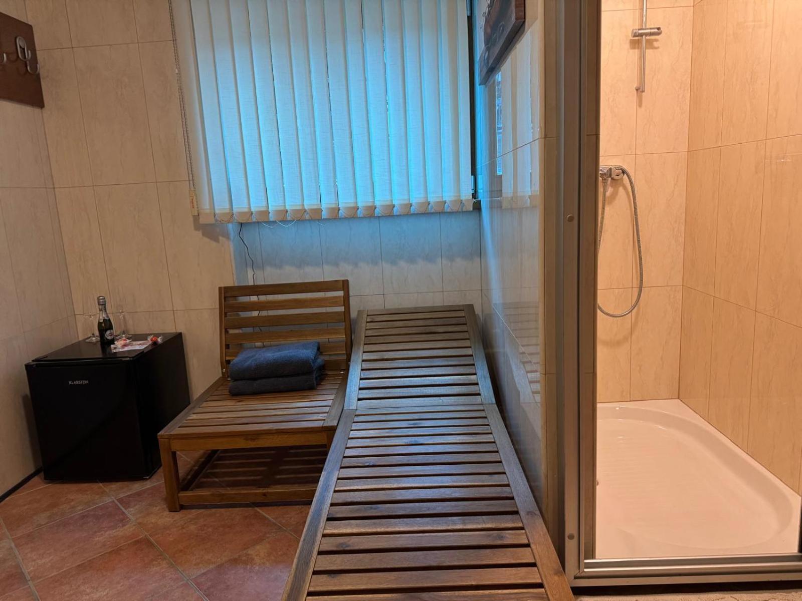 Apartamento Majda Elegant With Prime Location And Parking *